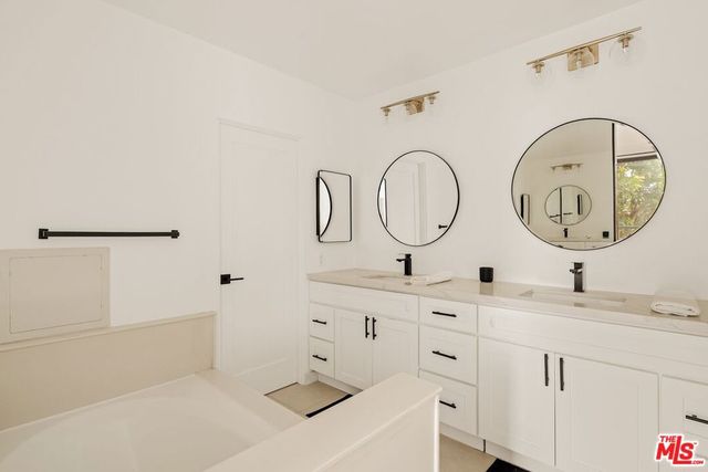 4600 Glencoe Avenue 2, Los Angeles, CA 90292