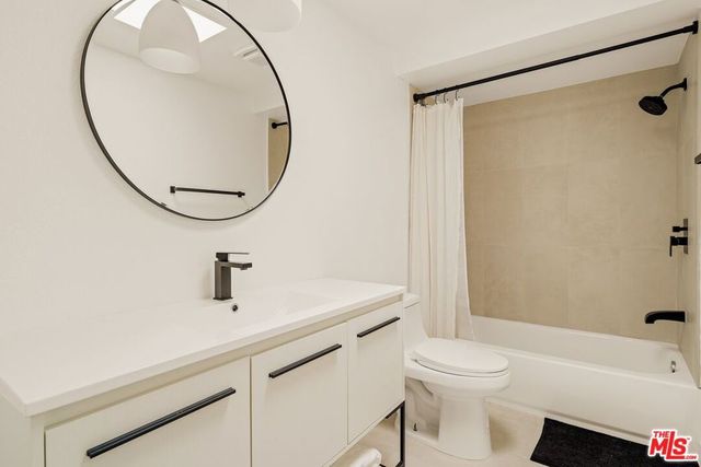 4600 Glencoe Avenue 2, Los Angeles, CA 90292