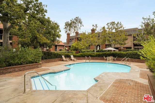 4600 Glencoe Avenue 2, Los Angeles, CA 90292
