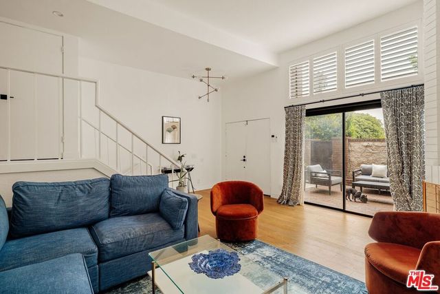 4600 Glencoe Avenue 2, Los Angeles, CA 90292