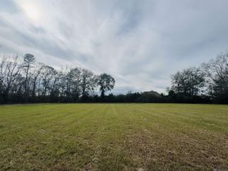 LM-2-A-1-D Ruby Moore Rd, Denham Springs, LA 70706