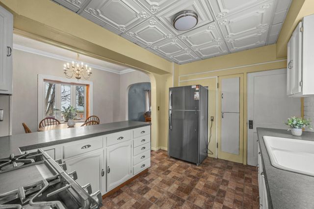 43 Wyoming Street W, Saint Paul, MN 55107