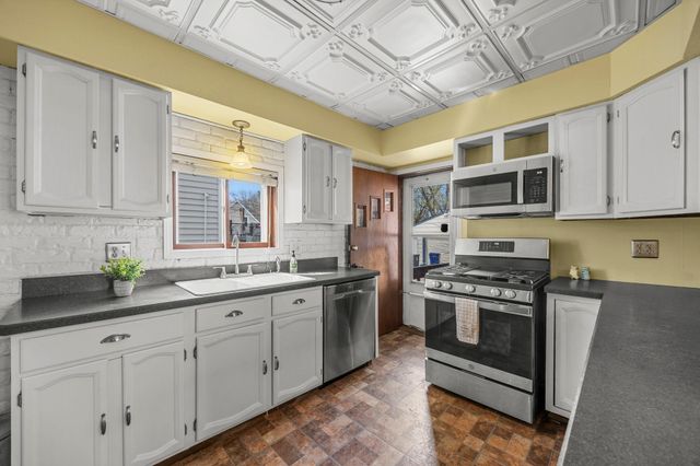 43 Wyoming Street W, Saint Paul, MN 55107