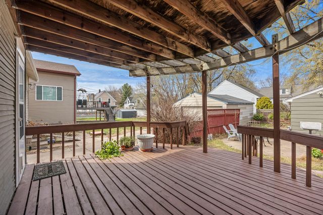 43 Wyoming Street W, Saint Paul, MN 55107