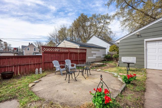 43 Wyoming Street W, Saint Paul, MN 55107