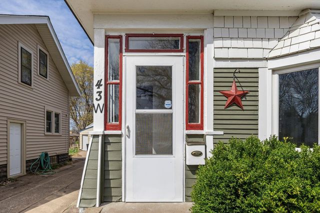 43 Wyoming Street W, Saint Paul, MN 55107