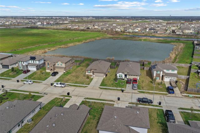 14531 Sweetwater Drive, Baytown, TX 77523