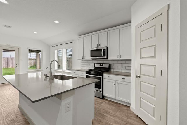 14531 Sweetwater Drive, Baytown, TX 77523