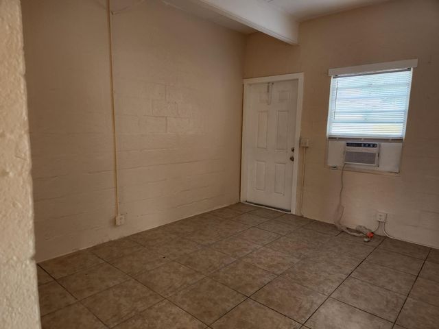 620 20th Street 4, West Palm Beach, FL 33407