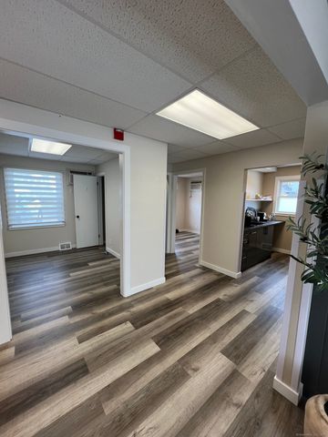 365 Main Street, Berlin, CT 06037