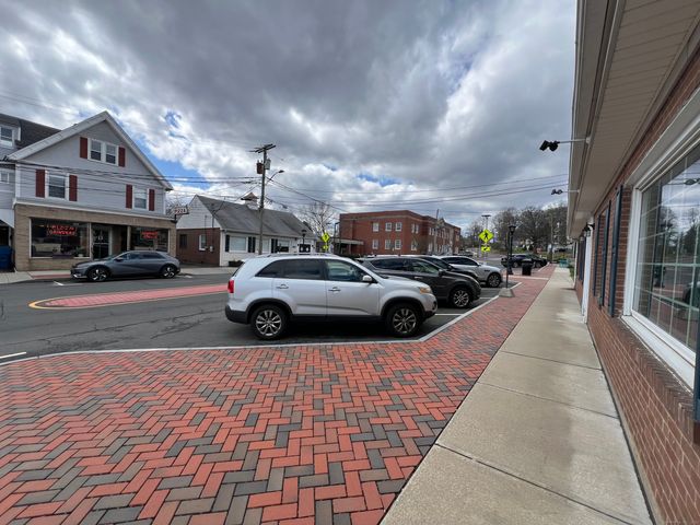 365 Main Street, Berlin, CT 06037