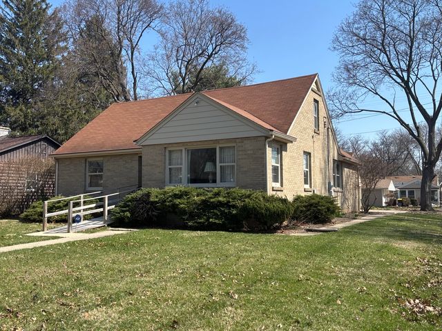 3423 N Church Street, Rockford, IL 61103