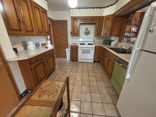 3423 N Church Street, Rockford, IL 61103