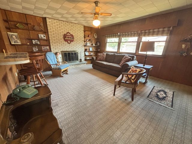 3423 N Church Street, Rockford, IL 61103