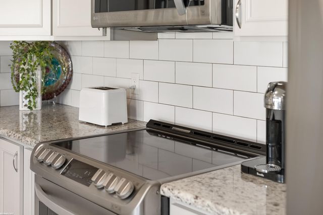 20815 Rockhill Drive, Macomb Twp, MI 48044