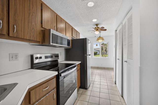 5373 Mariesa Avenue, West Palm Beach, FL 33417