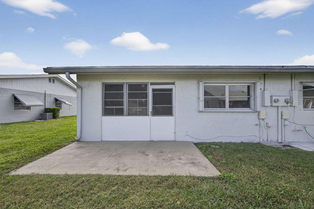 5373 Mariesa Avenue, West Palm Beach, FL 33417