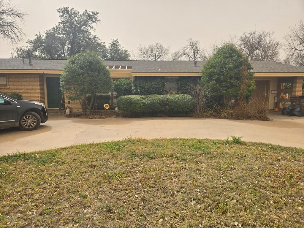 Image 1 of property listing at 2501 Oxford Ave, San Angelo, TX 76904