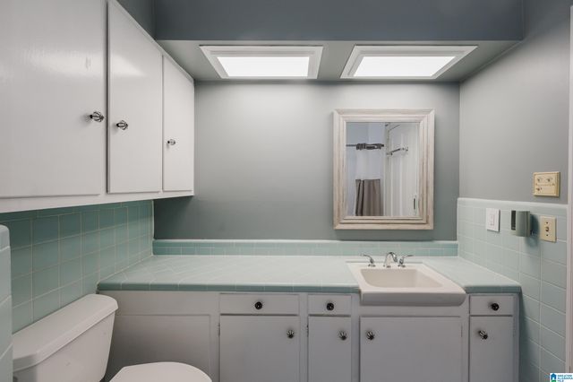 1406 VALLEY ROAD, Jasper, AL 35501