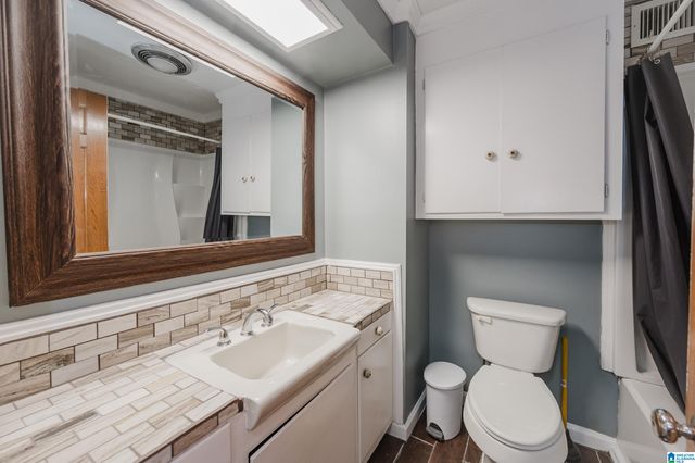 1406 VALLEY ROAD, Jasper, AL 35501