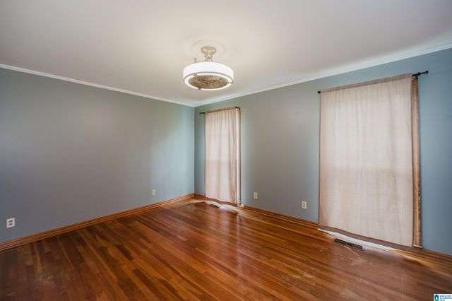 1406 VALLEY ROAD, Jasper, AL 35501