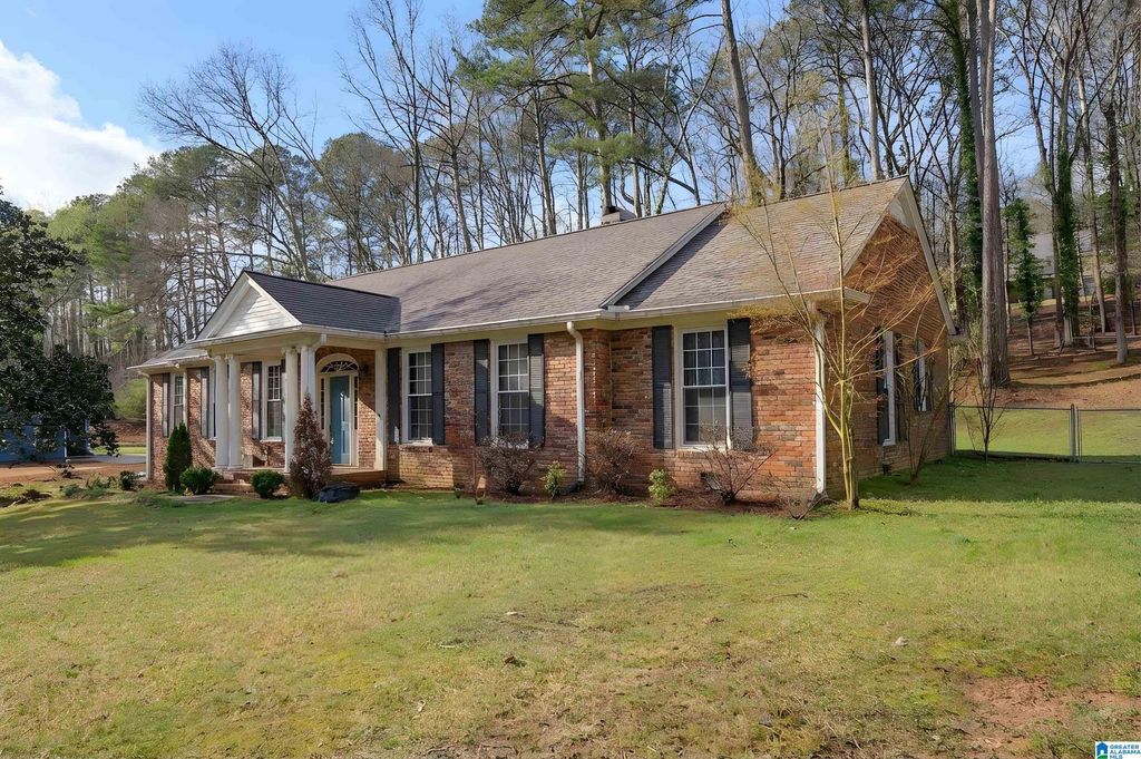 1406 VALLEY ROAD, Jasper, AL 35501