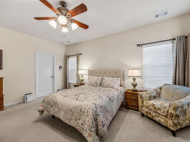 722 Tinder Box Court, Boiling Springs, SC 29316