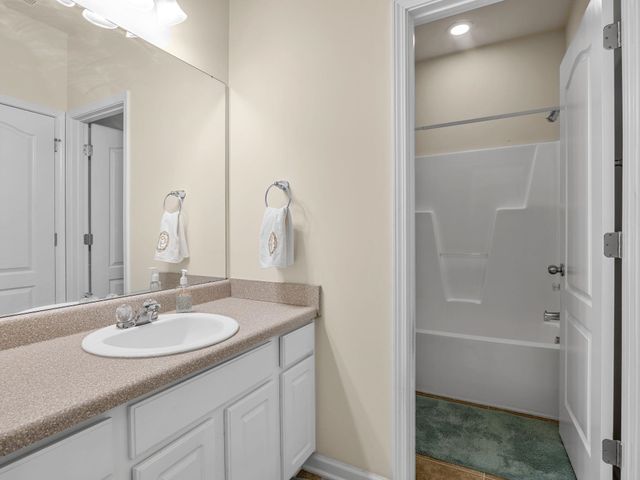 722 Tinder Box Court, Boiling Springs, SC 29316