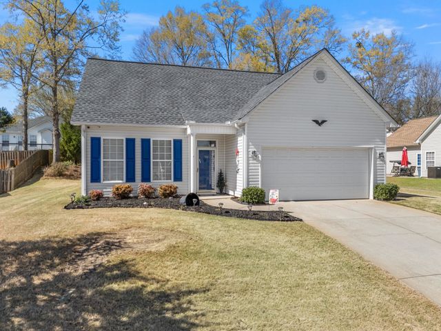 722 Tinder Box Court, Boiling Springs, SC 29316