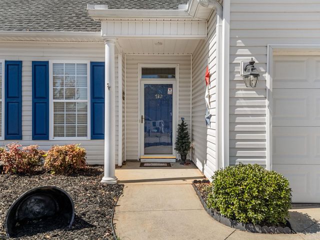 722 Tinder Box Court, Boiling Springs, SC 29316