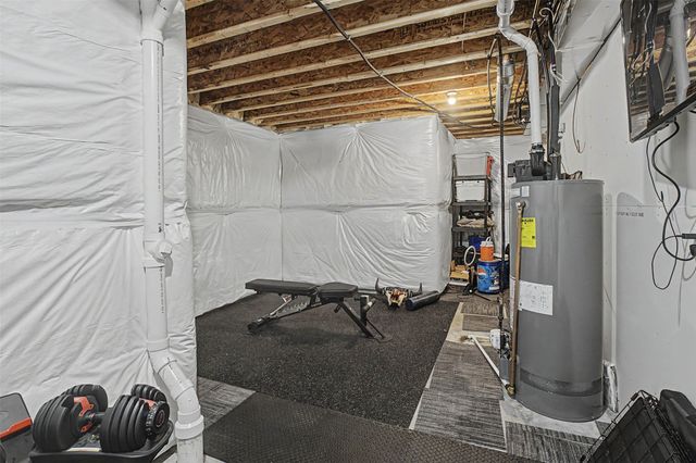 2409 NE 10th Court, Grimes, IA 50111