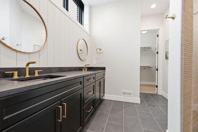 41 W 14th Street, Newport, KY 41071