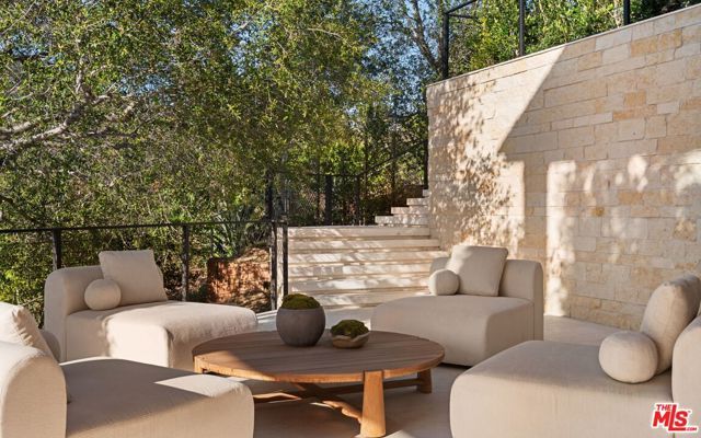 5819 Filaree, Malibu, CA 90265