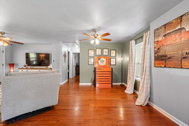 6231 Freudman Rd, Whites Creek, TN 37189