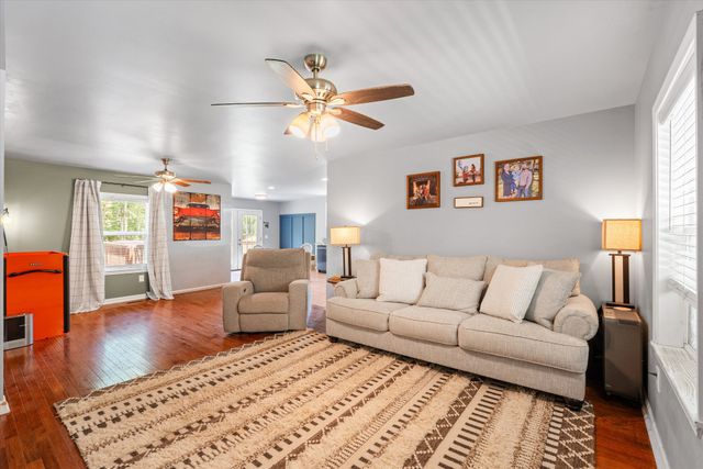 6231 Freudman Rd, Whites Creek, TN 37189
