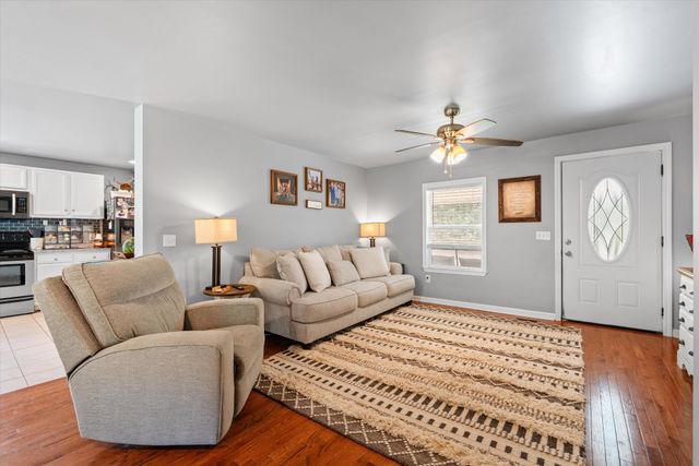 6231 Freudman Rd, Whites Creek, TN 37189