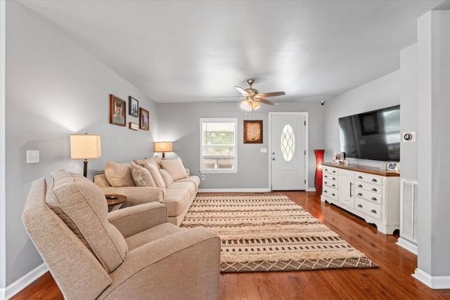 6231 Freudman Rd, Whites Creek, TN 37189