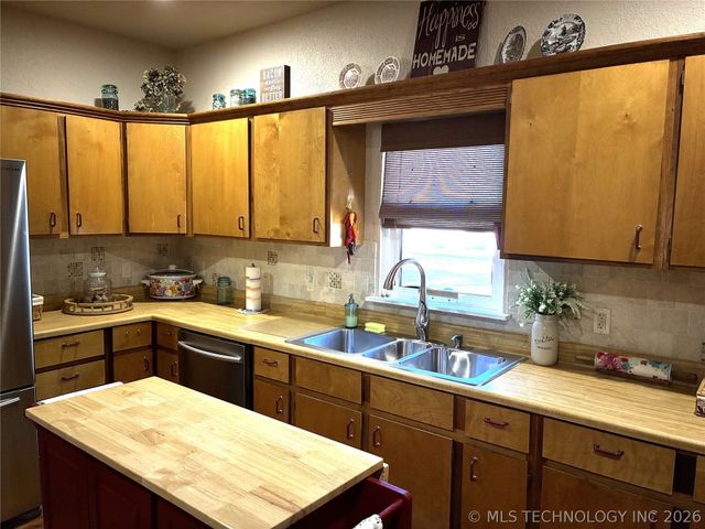 9059 Indian Blanket Lane, Kingston, OK 73439