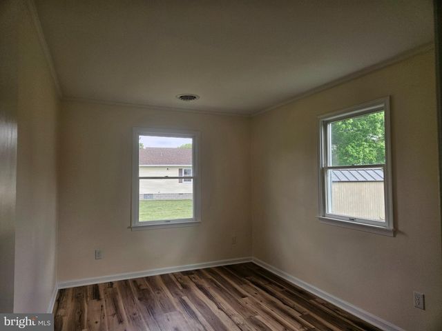 5 7TH ST, Ridgely, MD 21660