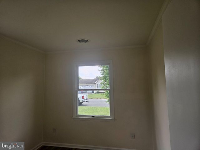 5 7TH ST, Ridgely, MD 21660