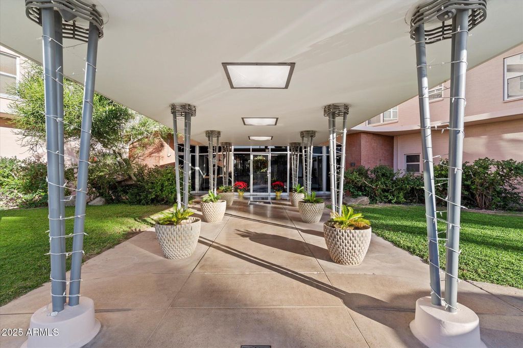 2201 N CENTRAL Avenue 8-C, Phoenix, AZ 85004 — photo 4