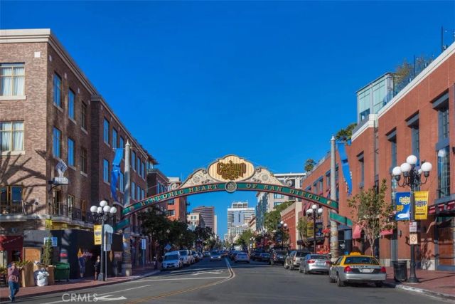 525 11th 1507, San Diego, CA 92101