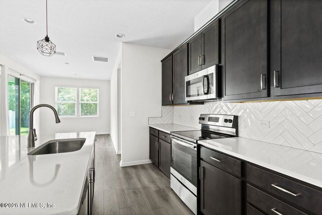 3067 ALPIN Drive, Jacksonville, FL 32218