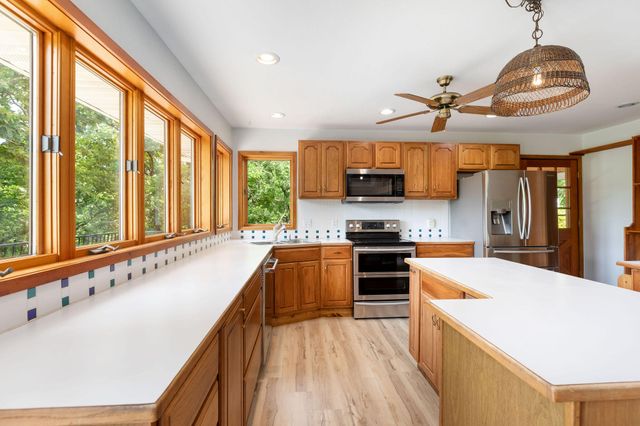 23853 Sonny Drive, Golden, MO 65658