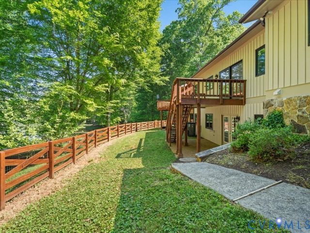 3640 Michaux Mill Dr, Powhatan, VA 23139