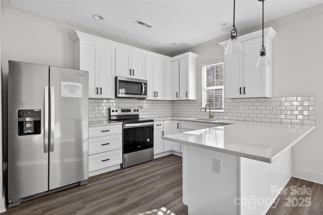 729 Wabash Avenue, Charlotte, NC 28208