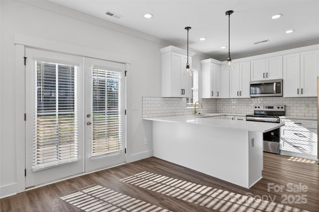 729 Wabash Avenue, Charlotte, NC 28208