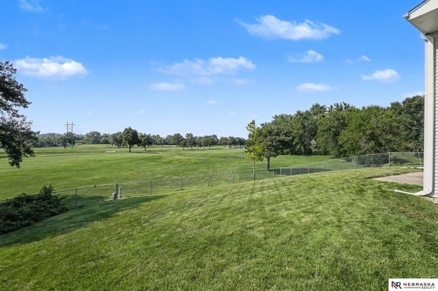 11736 Ruggles Circle, Omaha, NE 68164