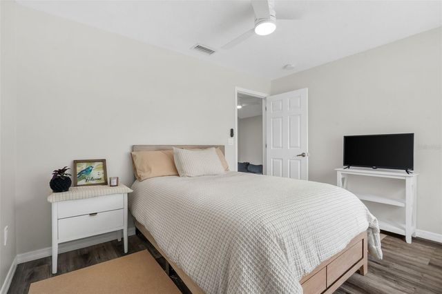 6422 BRIDGECREST DRIVE, Lithia, FL 33547