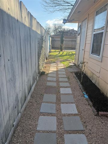 11008 Misty Summit Drive, Houston, TX 77086